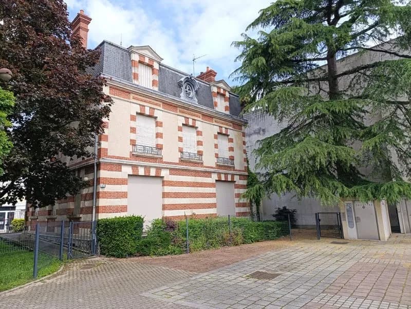 Immeuble 350 m² - Photo 1