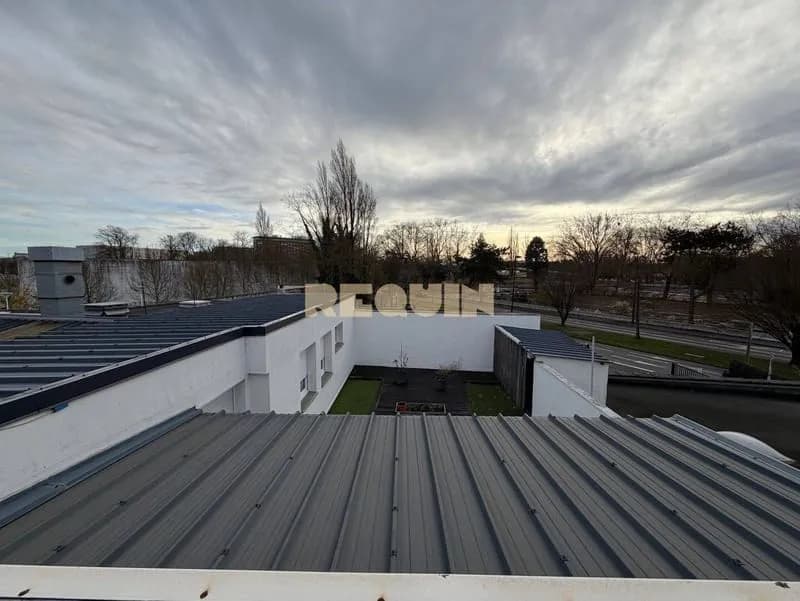 Immeuble 602 m² - Photo 1