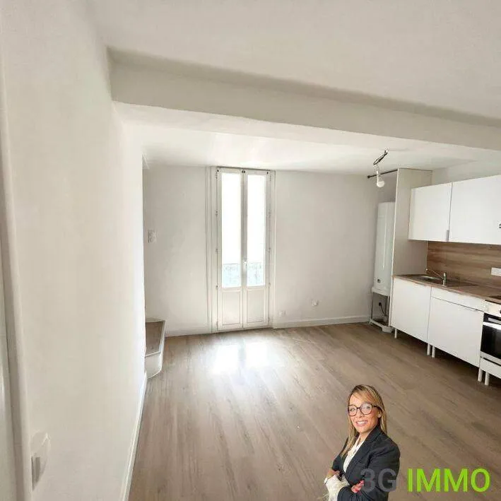 Immeuble 130 m² - Photo 1