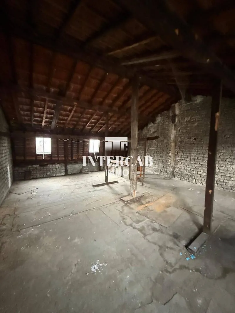 Immeuble 190 m² - Photo 1
