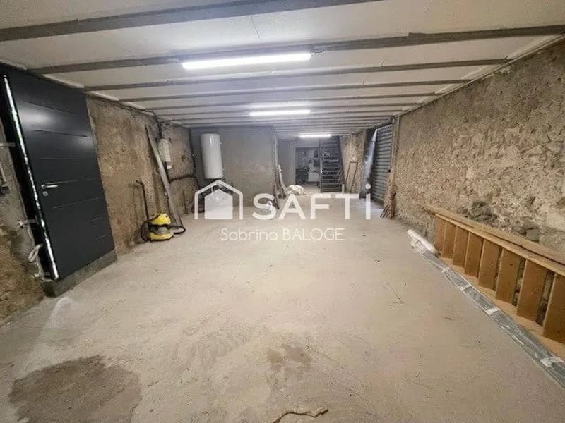 Immeuble 165 m² - Photo 1