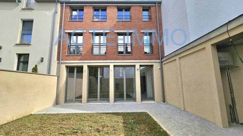 Immeuble mixte 270 m² - Photo 1