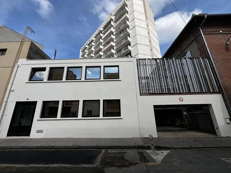 Immeuble 250 m² - Photo 1