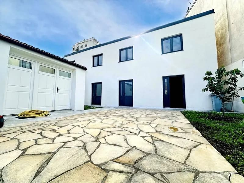 Immeuble 125 m² - Photo 1