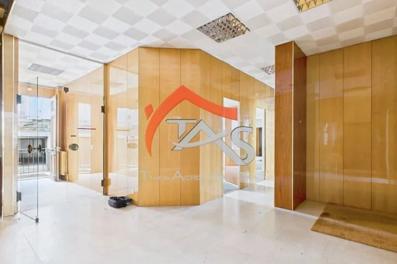 Immeuble 774 m² - Photo 1
