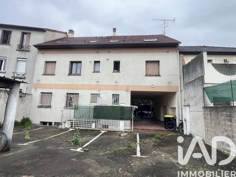 Immeuble 275 m² - Photo 1