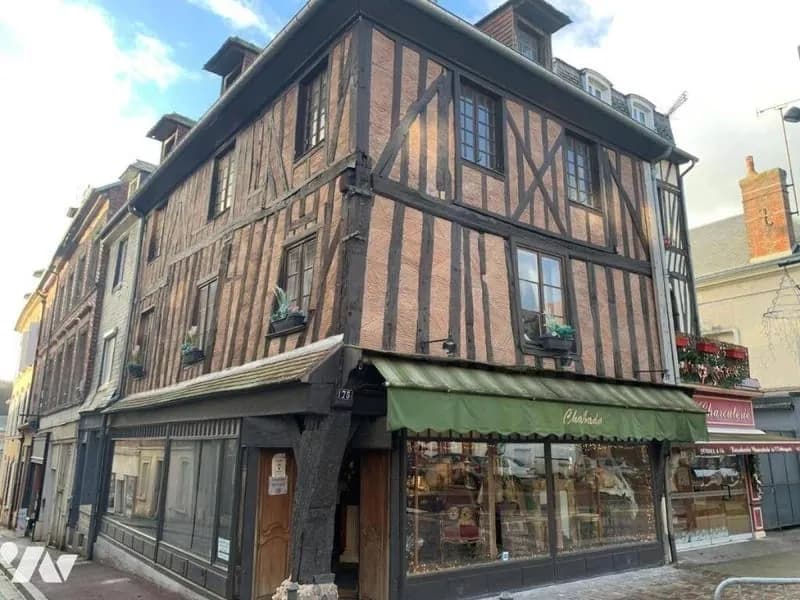 Immeuble 159 m² - Photo 1