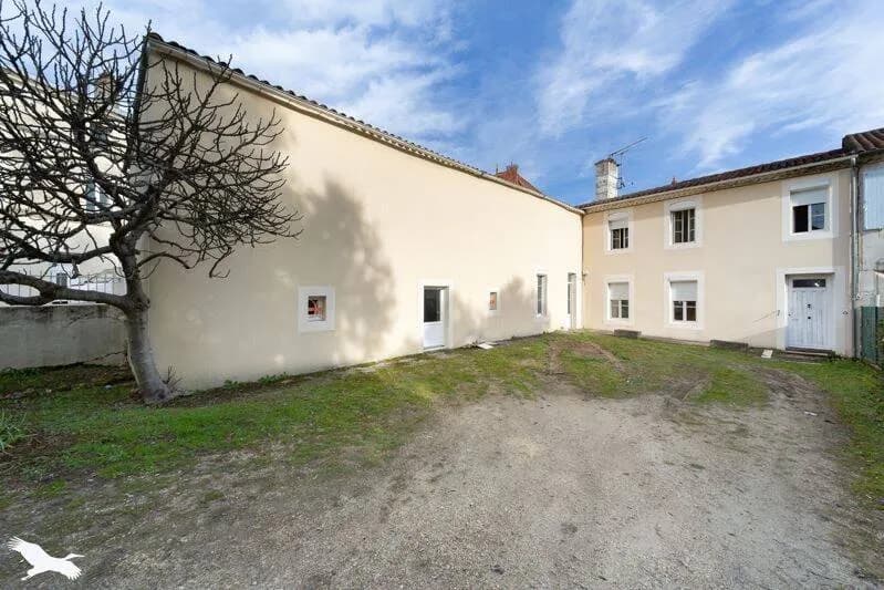 Immeuble 215 m² - Photo 1