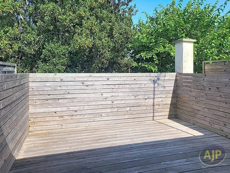 Immeuble 180 m² - Photo 1