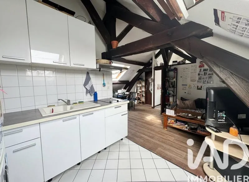 Immeuble 105 m² - Photo 1