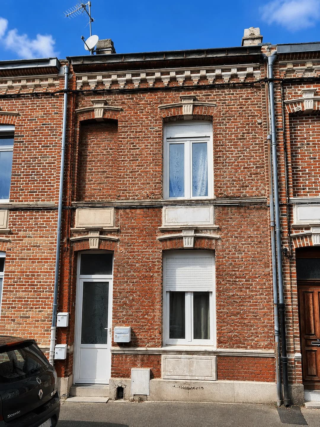Immeuble 80 m² - Photo 1