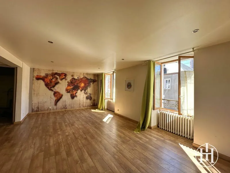 Immeuble 260 m² - Photo 1