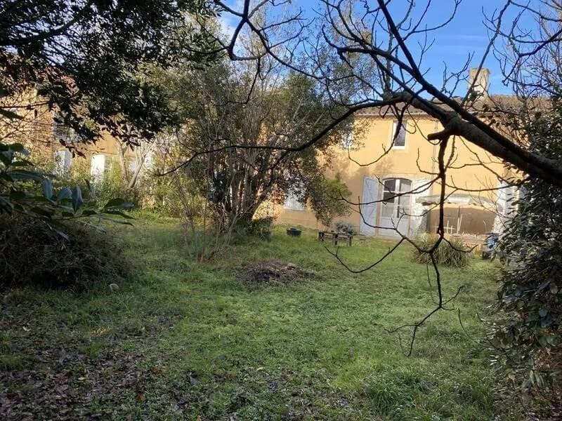 Immeuble de rapport 598 m² - Photo 1