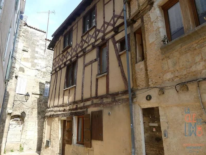 Immeuble 186 m² - Photo 1
