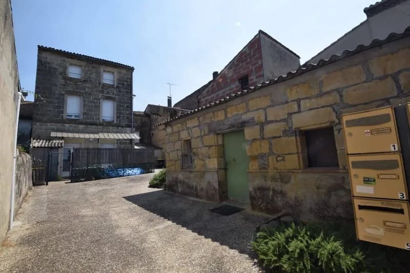Immeuble 651 m² - Photo 1