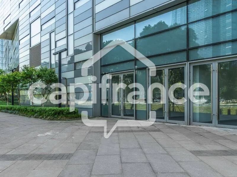 Immeuble 300 m² - Photo 1