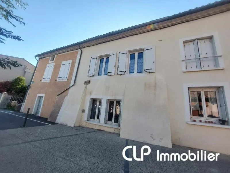 Ensemble immobilier 235 m² - Photo 1
