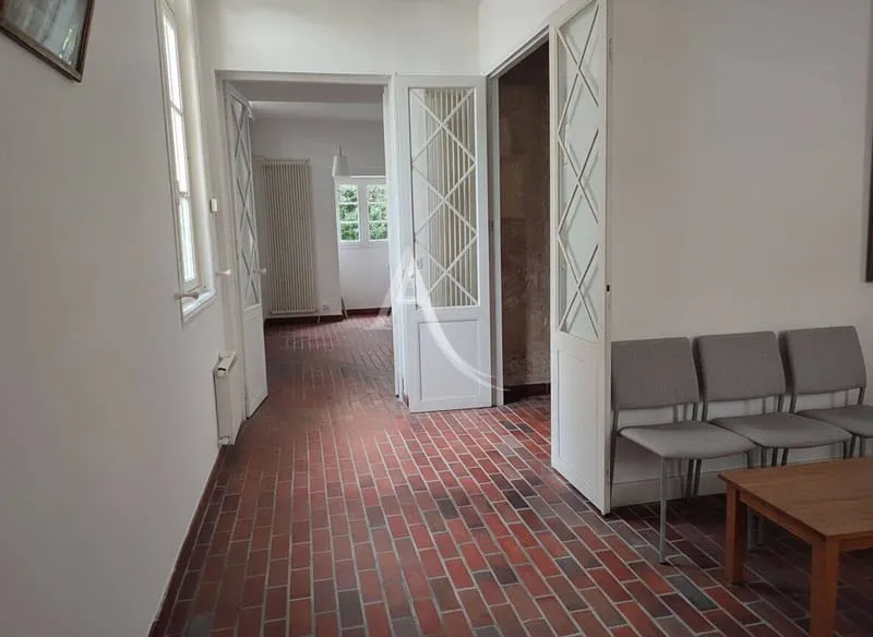 Immeuble 173 m² - Photo 1