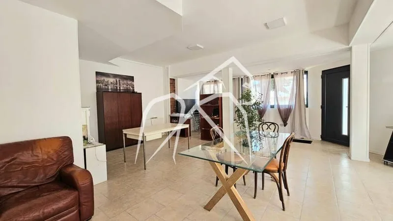 Immeuble de rapport 198 m² - Photo 1