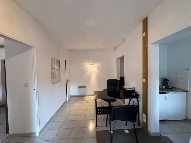 Immeuble 108 m² - Photo 1