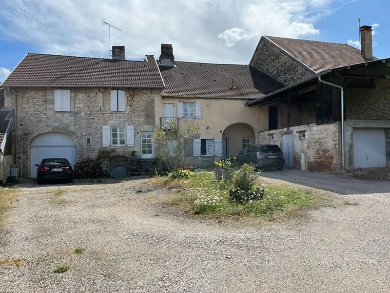 Immeuble 208 m² - Photo 1