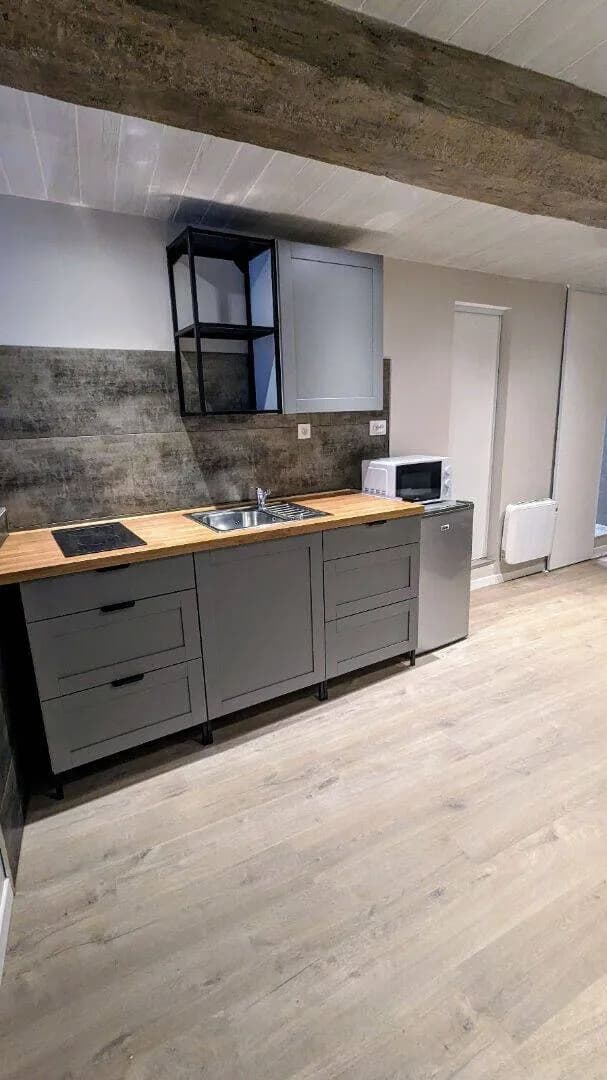 Immeuble 80 m² - Photo 1