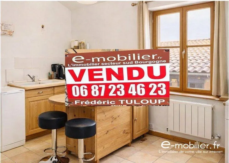 Immeuble 129 m² - Photo 1
