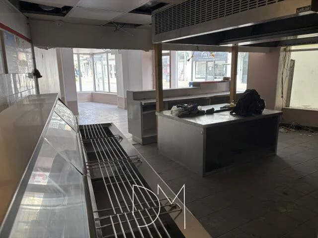 Immeuble 240 m² - Photo 1