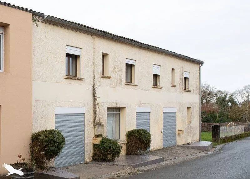 Immeuble 400 m² - Photo 1
