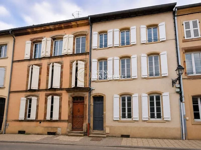 Immeuble 142 m² - Photo 1