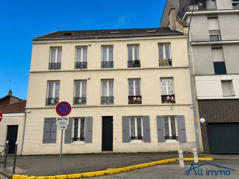 Immeuble 303 m² - Photo 1