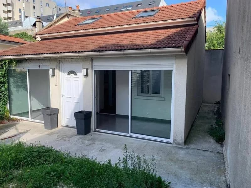 Immeuble 170 m² - Photo 1