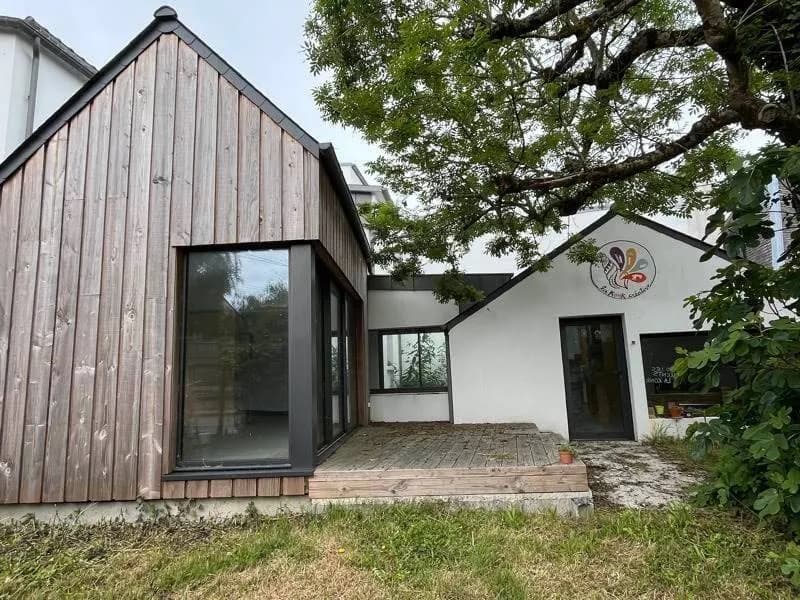 Immeuble 160 m² - Photo 1