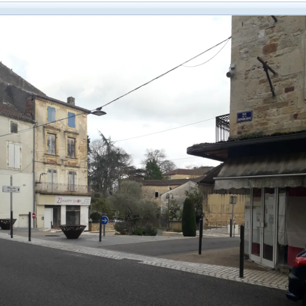 Immeuble centre-ville - Photo 1