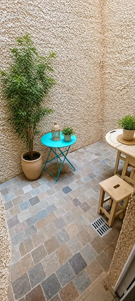 Immeuble de Rapport a 150m de l'UCO NIORT ( tout est loué ) - Photo 1